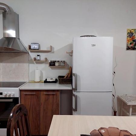 Doris' 1 Bedroom Apartment โซเฟีย ภายนอก รูปภาพ